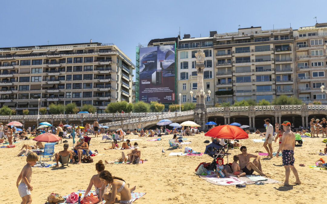 Lenovo en la Playa de la Concha, San Sebastián